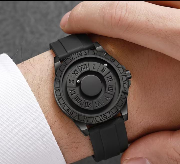 Elegant Men's Understated Luxury Vintage Watch